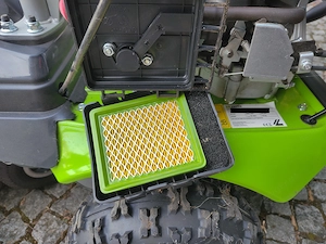 Zipper ZI-KM1000 Benzin-Kehrmaschine + Schneeschild   wie neu Bild 6