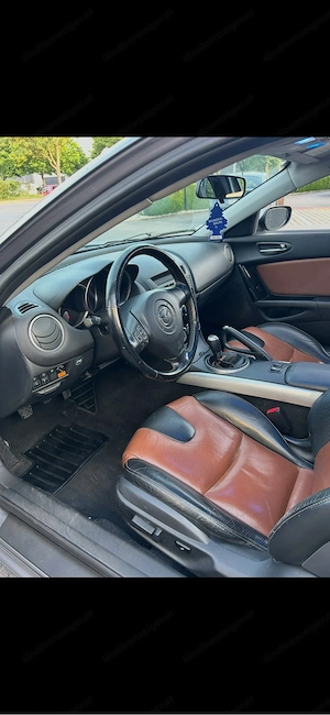 Mazda RX8  Bild 3