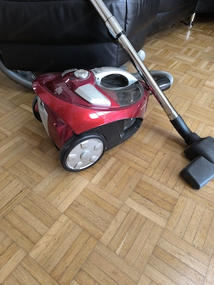 Staubsauger beutellos Bild 2