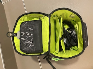 Schultasche zu verschenken  Bild 2