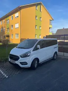 Ford Tourneo Custom Hybrid 1.Besitz, Nichtraucher und Unfallfrei Bild 2
