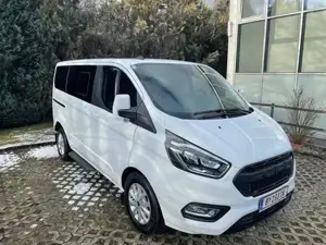 Ford Tourneo Custom Hybrid 1.Besitz, Nichtraucher und Unfallfrei Bild 3