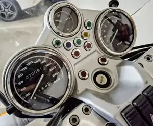 BMW Motorrad R 1100 R A Bild 3