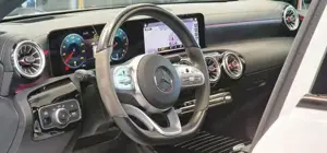 Mercedes-Benz A Bild 10