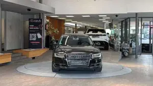 Audi A8 Bild 2