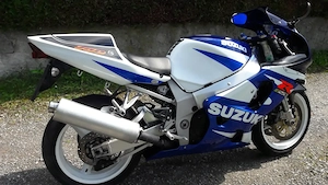 Suzuki GSX--R 750 BJ 2000