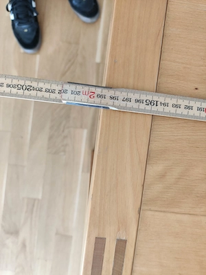 Hochwertiger Esstisch aus Holz mit 4 Stühlen Bild 9