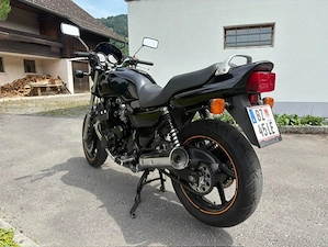 HONDA  RC42 mit 73 PS Top Zustand Bild 3