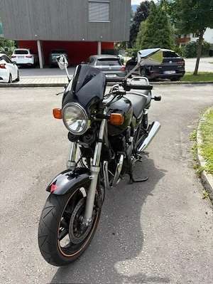 HONDA  RC42 mit 73 PS Top Zustand Bild 8