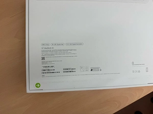 MacBook Air M5 Chip Neu und versiegelt Bild 2