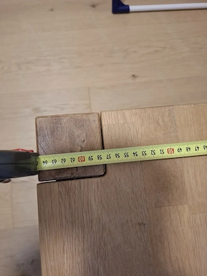 Couchtisch aus massiv Holz Bild 4