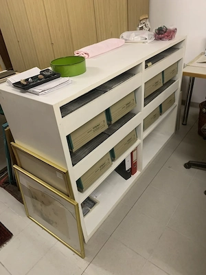 Aktenschrank mit Hängeregister
