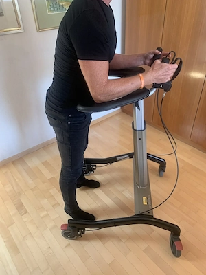 Gehwagen Lauflernwagen für Erwachsene Bild 2