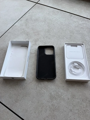 Apple IPhone 15 Pro Max 256GB Schwarz 87% Akku Gesundheit Bild 10