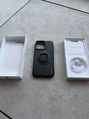 Apple IPhone 15 Pro Max 256GB Schwarz 87% Akku Gesundheit Bild 11