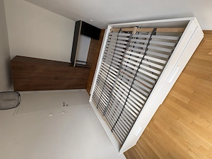 weißes IKEA Bett in sehr gutem Zustand Bild 2