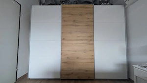 Schwebetürenschrank zu verkaufen 