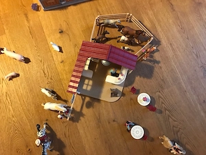 Schleich Bauernhof inkl. café Bild 4