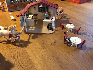 Schleich Bauernhof inkl. café Bild 3