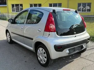 Peugeot 107 AUTOMATIK 2.Besitz Bild 6