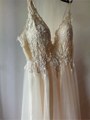 Elegantes Ballkleid VB 