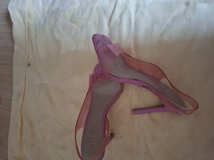 Du bist Schuh Fetischist . getragene Sandalen für Liebhaber Bild 2