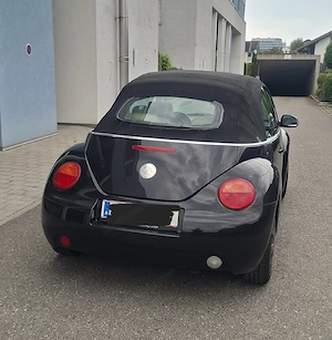VW New Beetle Cabrio schwarz BJ 2005  Bild 3