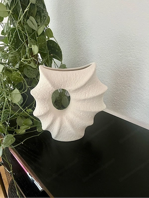 H&M Home Steingut Vase Bild 3