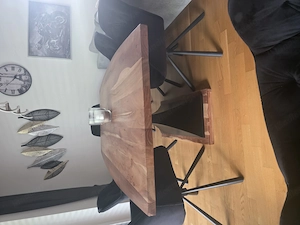 Esstisch Mass. Holz  Bild 2