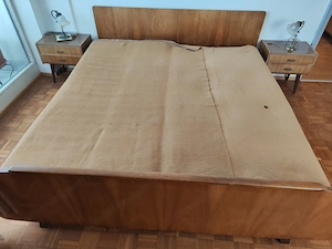 Vintage Schlafzimmer zu verschenken 