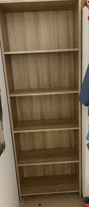 Bücherregal günstig abzugeben