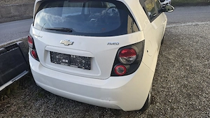 Chevrolet aveo 1.2 Benziner  Bild 3