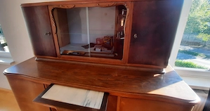 Kredenz mit Glasvitrine und Marmoranrichte  Bild 3