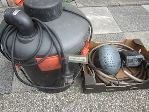 Gartenteichpumpe mit Rundfilter abzugeben