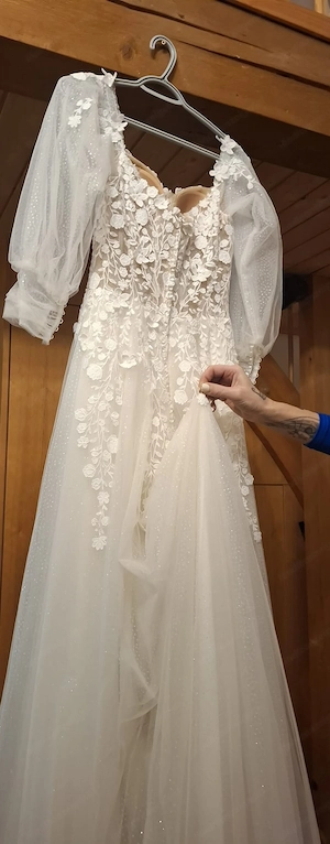 Hochzeitskleid nicht gebraucht!!  Bild 3