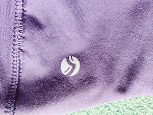 Sporthose dunkelblau, eher Kindergröße