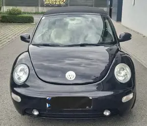 VW New Beetle Cabrio schwarz BJ 2005  Bild 2