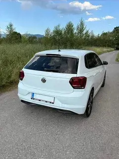 VW Polo 1,0 Highline TSI DSG Limousine Bild 4