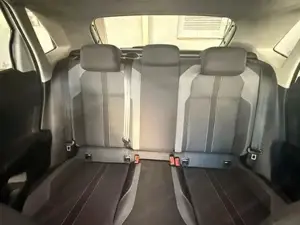 VW Polo 1,0 Highline TSI DSG Limousine Bild 9