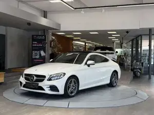 Mercedes-Benz C 300 Bild 10