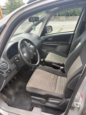 Suzuki SX4 Allrad  Bild 6