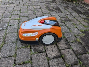 Stihl iMow Rasenmähroboter