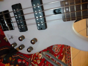 Bassgitarre Yamaha TRBX 504, aktiv Bild 2