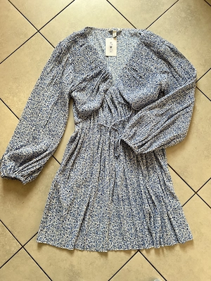 blaues Plisseekleid Gr. L Neu - Rock Gr. 42 Neuwertig