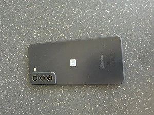 Samsung Galaxy S 21 FE Bild 2