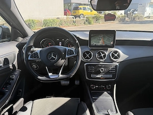 Mercedes Benz GLA 200 D Automatic AMG Line 2019 TOP! Bild 9