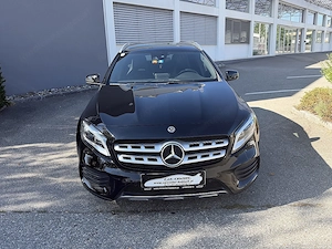 Mercedes Benz GLA 200 D Automatic AMG Line 2019 TOP! Bild 2