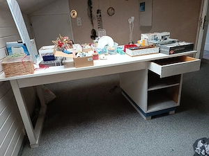 Großer Schreibtisch  Bild 5