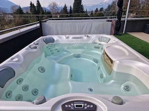 Armstark Montclair Whirlpool Bild 2