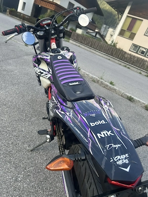 Beta RR 125 R Special Edition Supermoto Bild 6